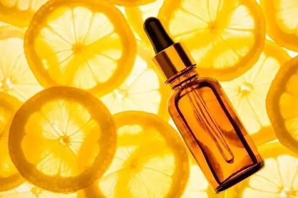 Kết Hợp Vitamin C Với Các Hoạt Chất Khác